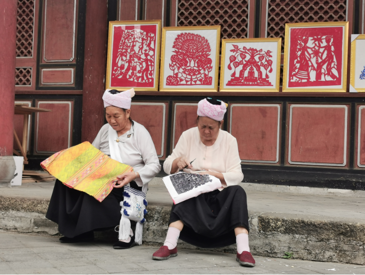 德宏民族团结月40年 |刀安仁故居：发挥阵地作用 助推民族团结进步