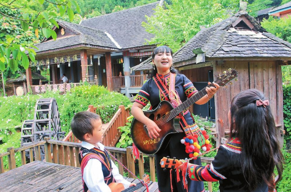 李娜倮:守望乡土,振兴乡村