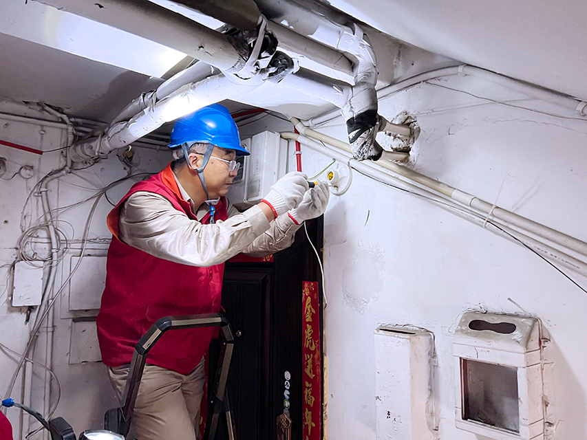 “幸福说给总书记听” |  “走好创新之路，为美好生活充电”