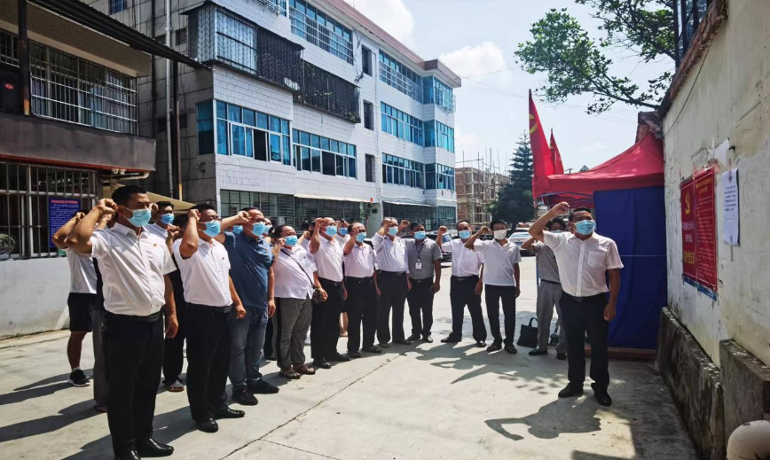 德宏民族团结月40年｜盈江县司法局：肩并肩一线防疫，稳定和谐