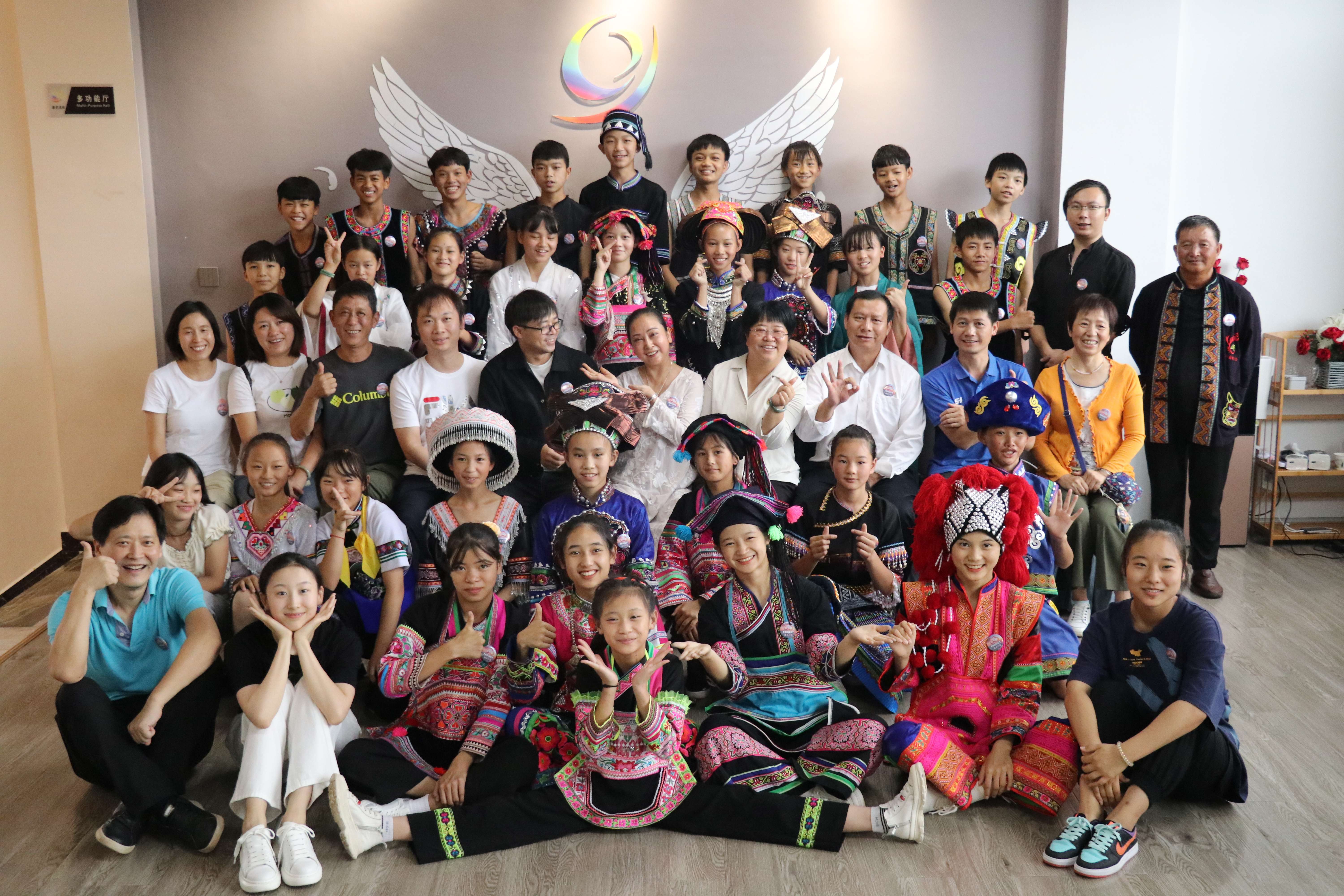 “彩云计划”团队合影 受访者供图.jpg