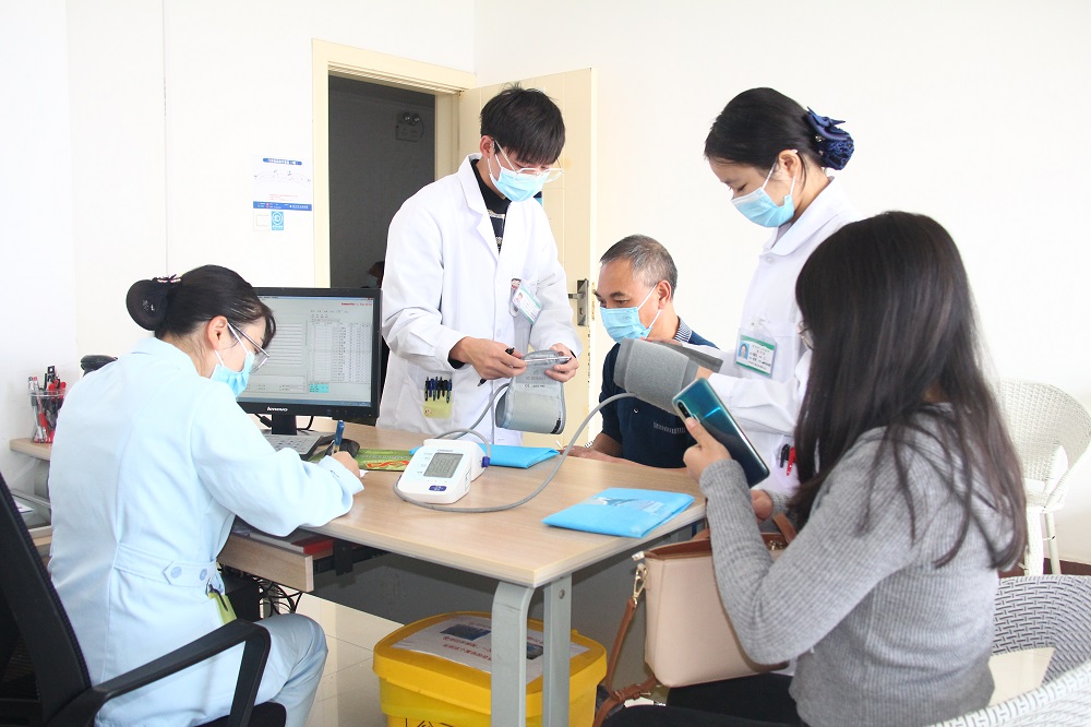 文明蒙自 善美之城 | 蒙自：健康体检为人民 贴心服务暖民心