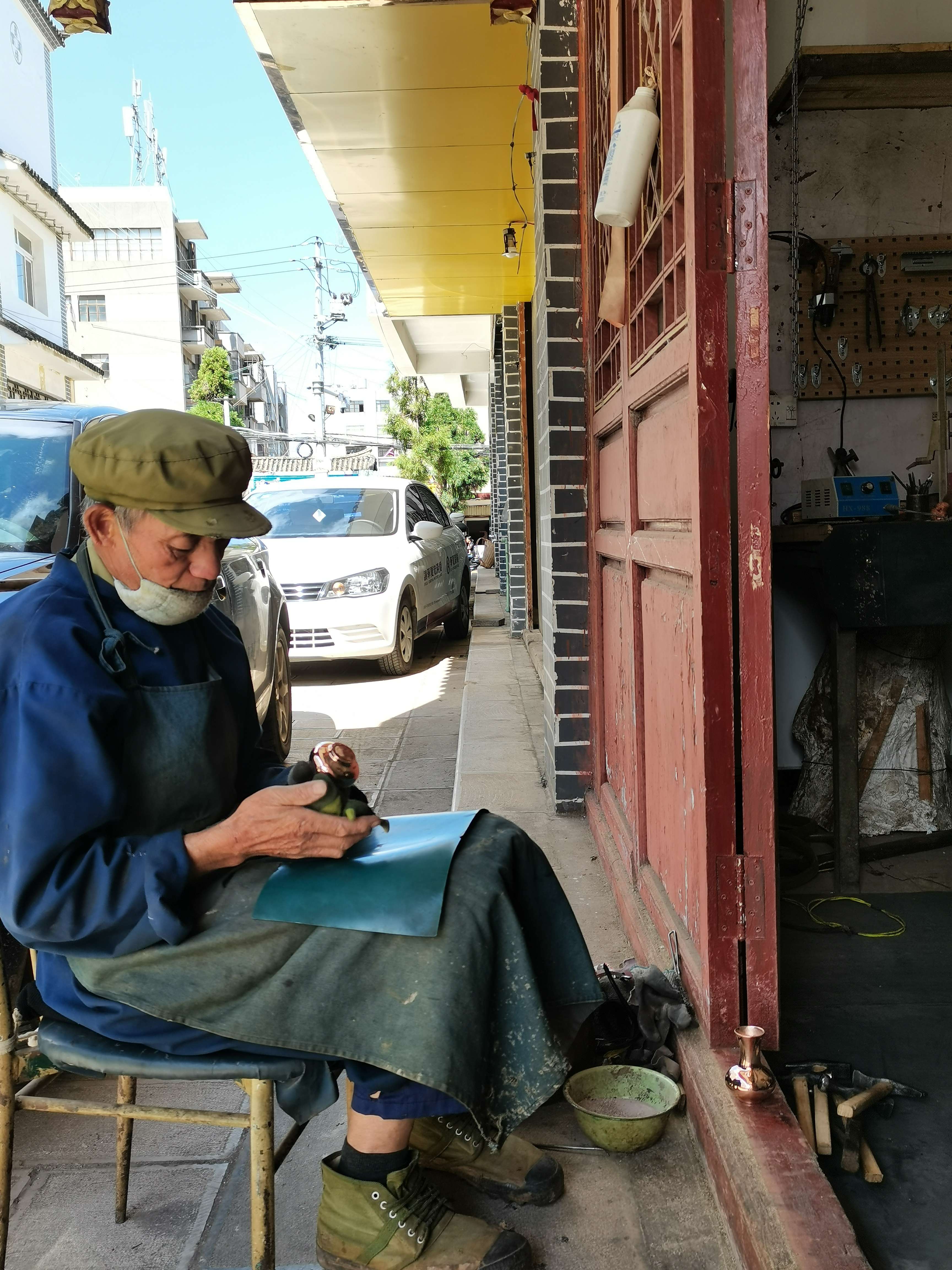 铜焕新生 在困境中守正创新