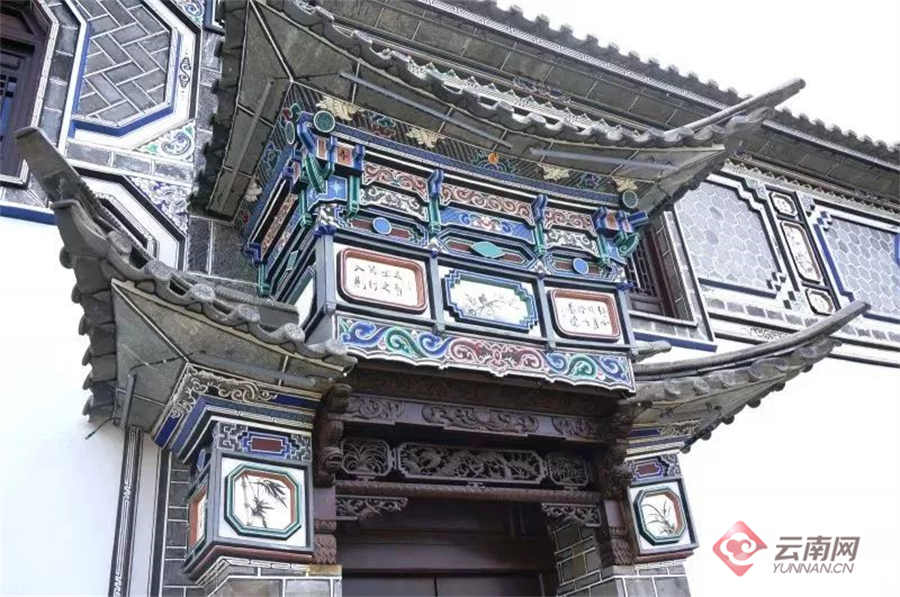 白族民居彩绘
