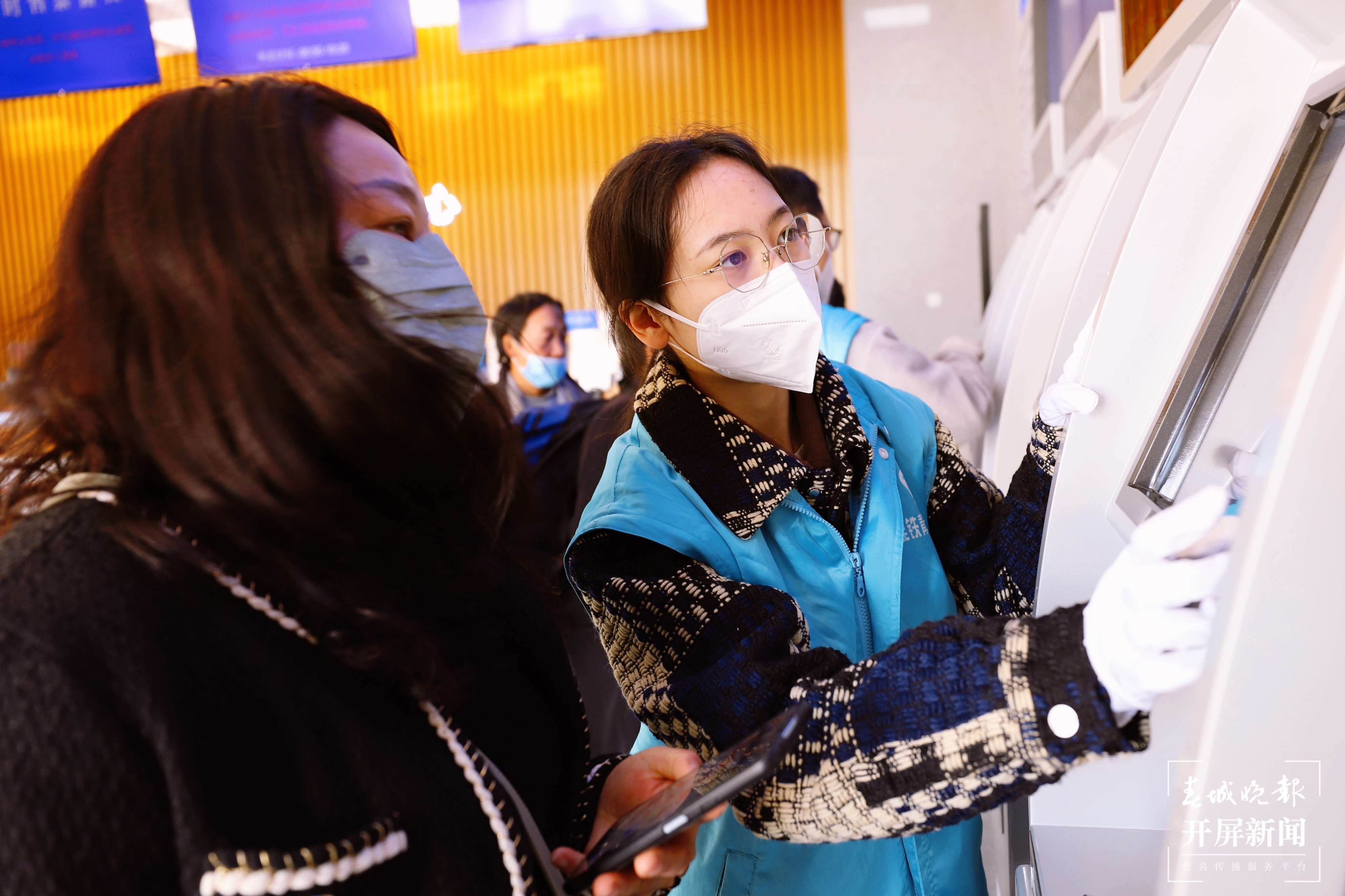 大瑞铁路大保段迎来首个春运，客货两旺 春城晚报—开屏新闻记者 孙江荭 通讯员 杨紫轩 吴翔 朱万祥 摄影报道