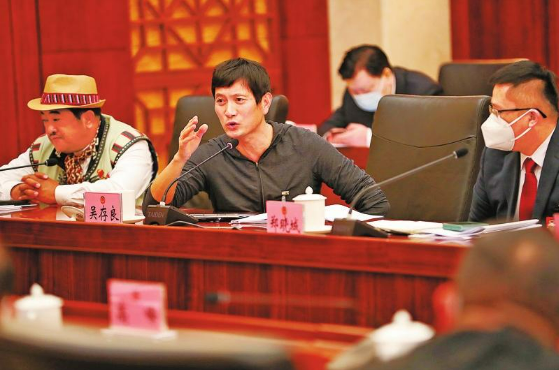 【2023云南省两会】组图｜代表、委员们履职尽责