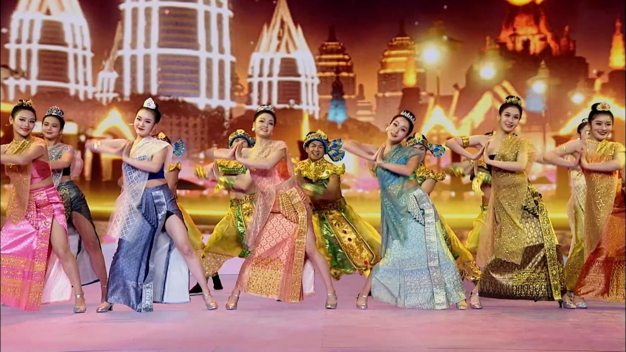 云南味十足，绝不能错过的云南兔年春晚“年夜饭”