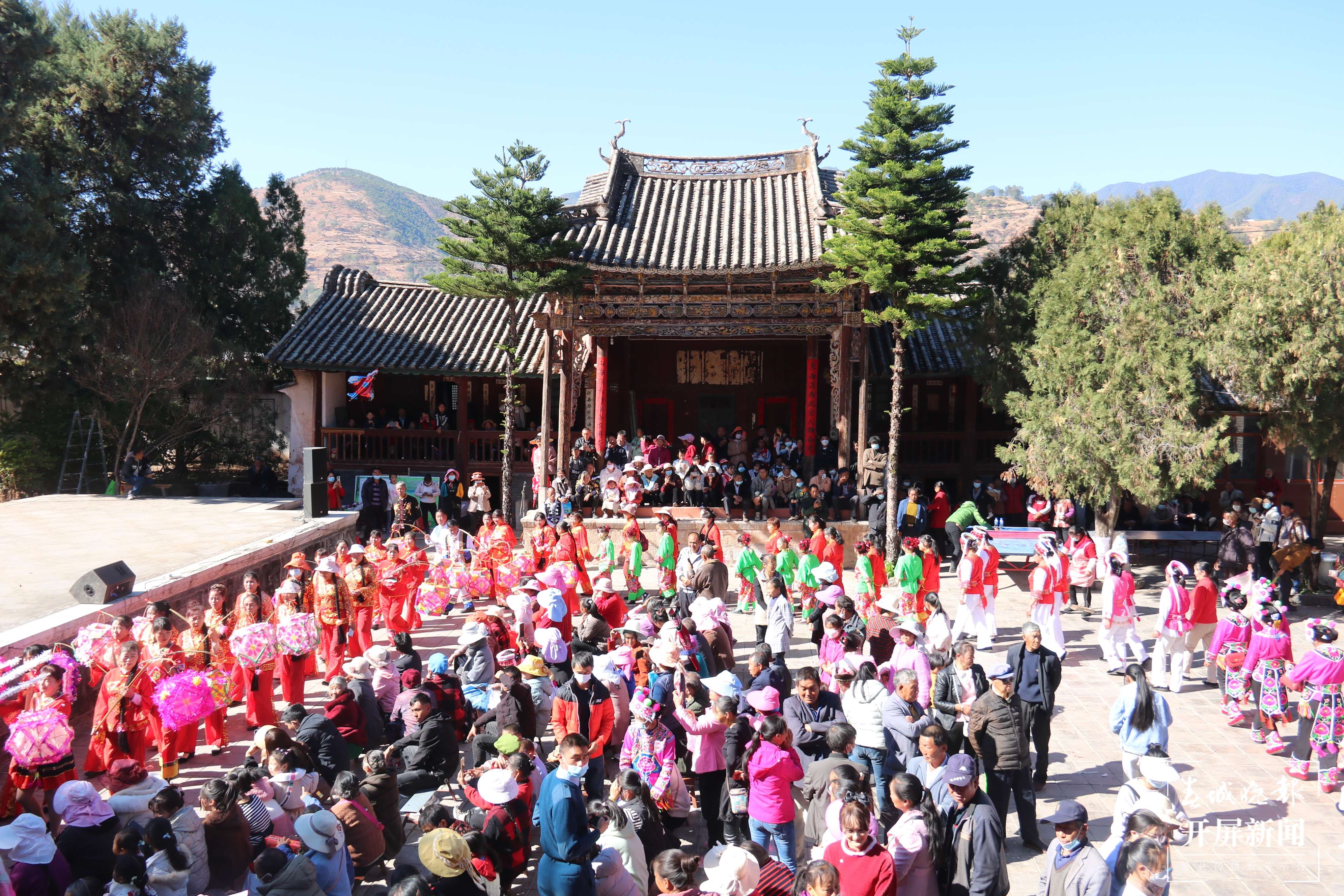 （昆滇传内容）看！这里过年真热闹！1.JPG