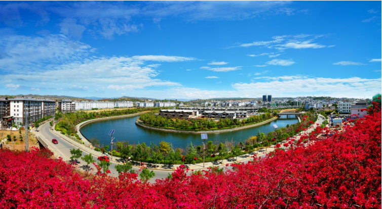 “梦回千年 牵手时尚 ‘绣美’楚雄”全媒体主题采访活动启动5.png