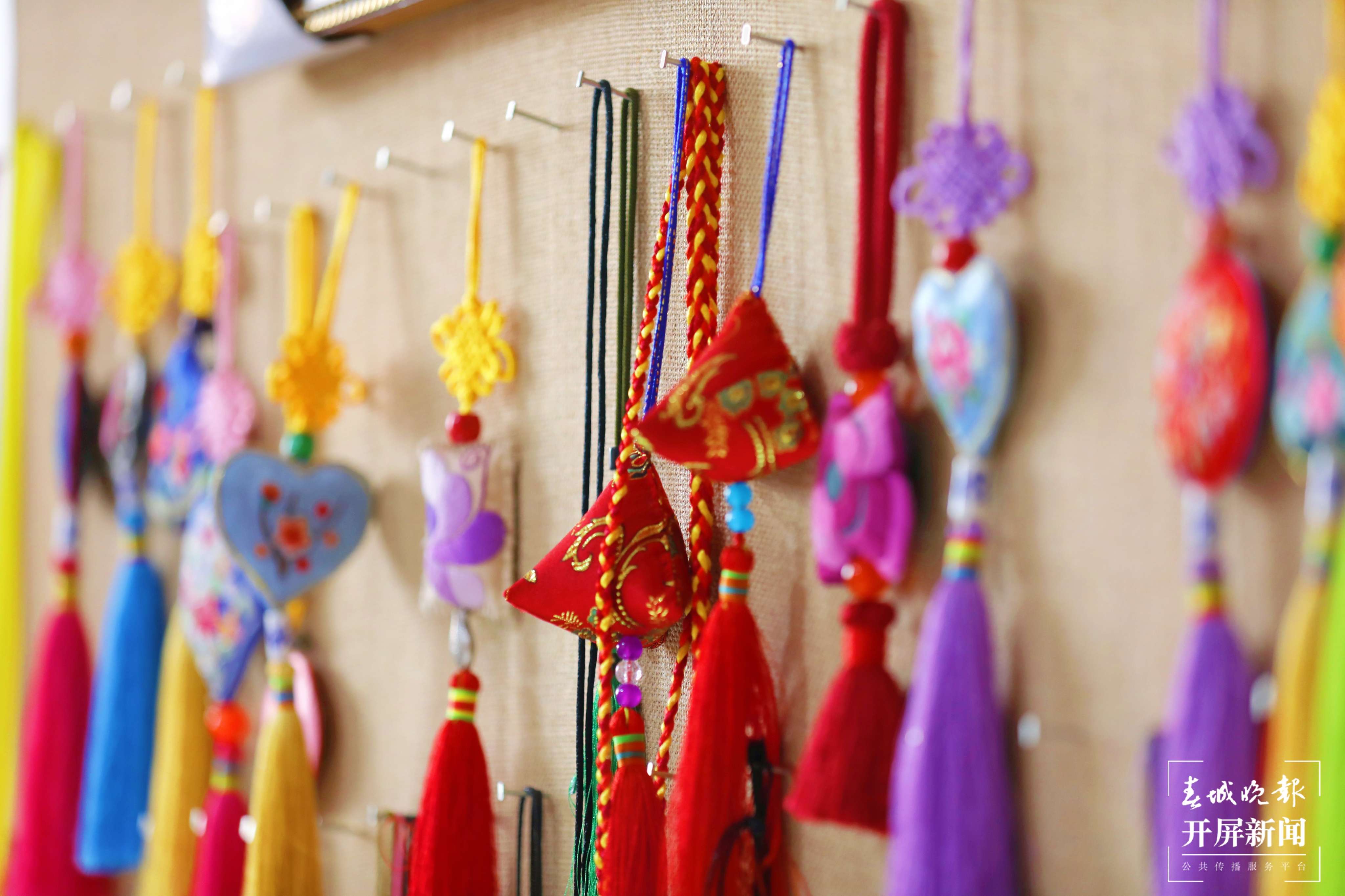 梦回千年 牵手时尚 “绣美”楚雄 | 姚安：强化基层发展动能 激活彝绣产业活力