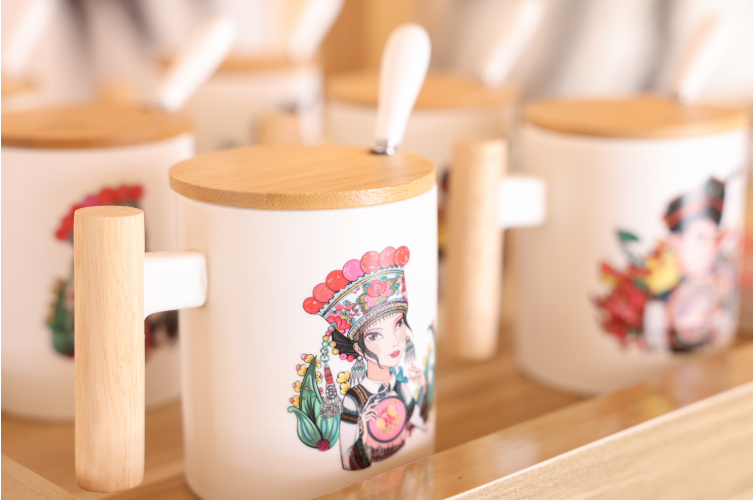 牟定：舞出新生活 绣出新发展4.png