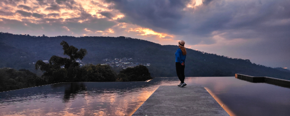 匠庐·南糯山：长在茶林 融于山野3.png