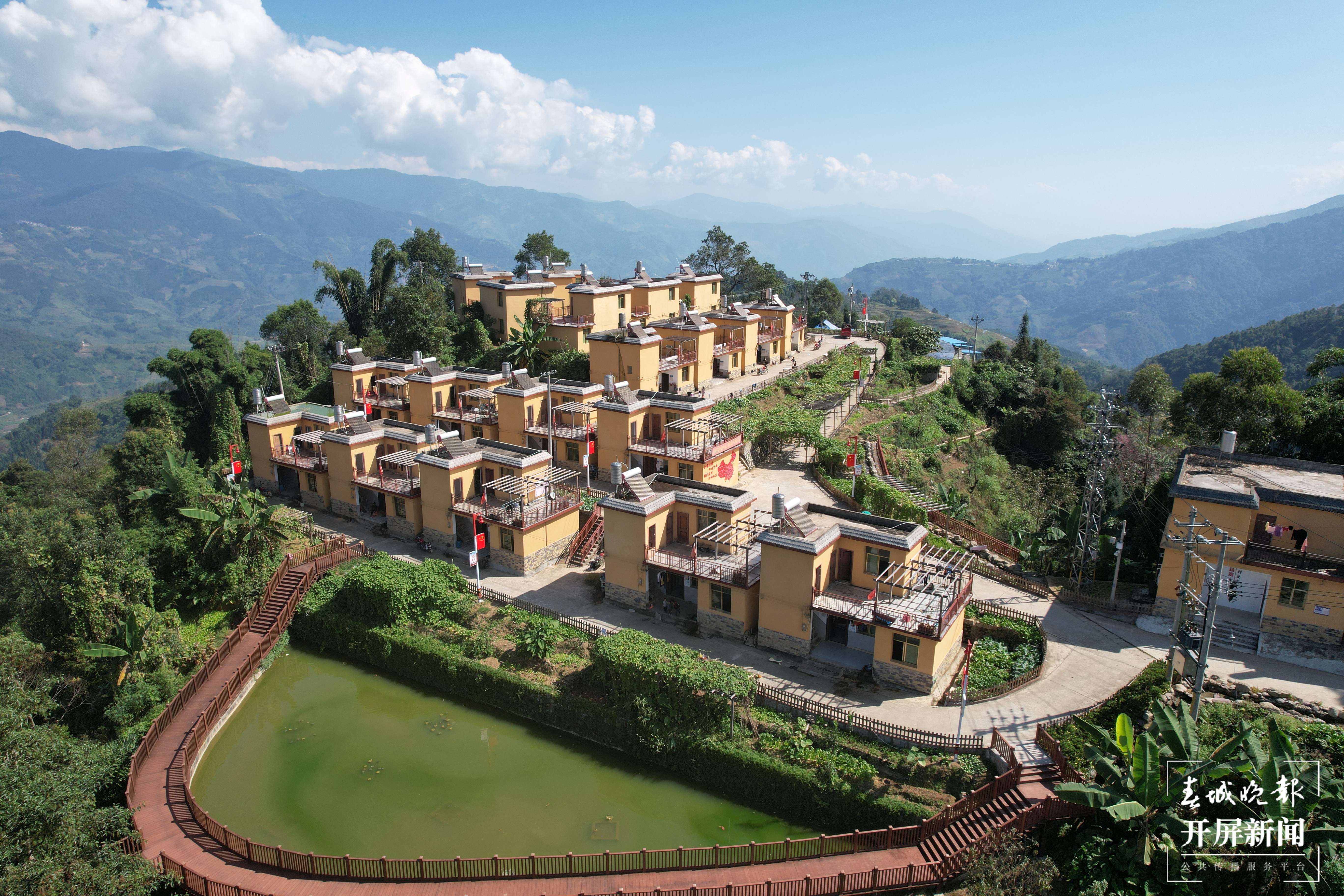 绿春春常绿|绿春：边境“网红村”铺就幸福路