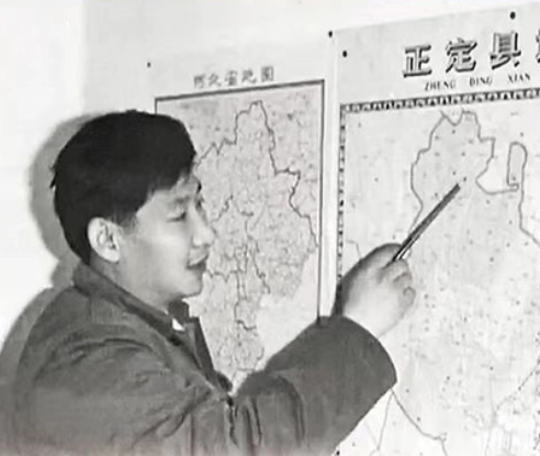 时政微观察丨总书记的书单