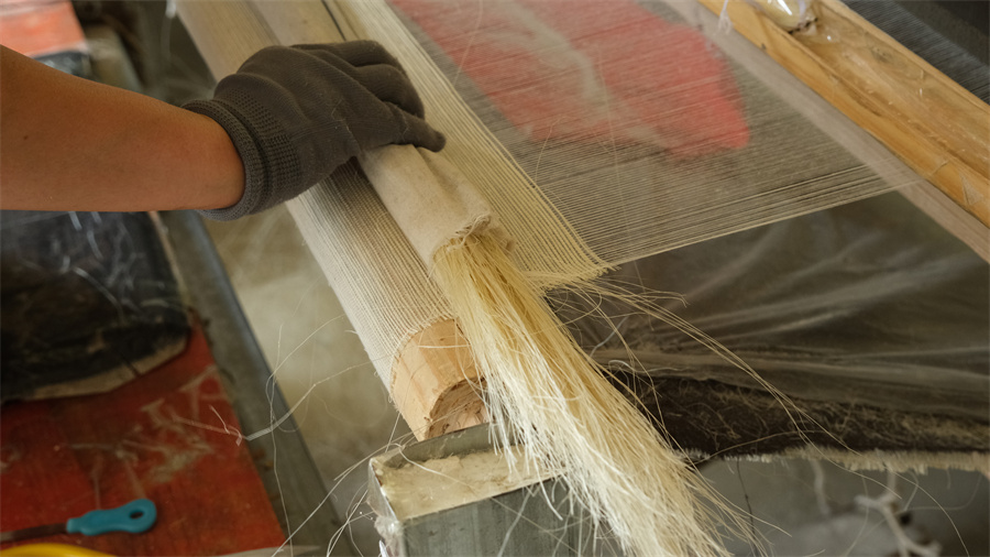 团结兴边看文山｜剑麻墙布新产业 “家门口”致富有盼头