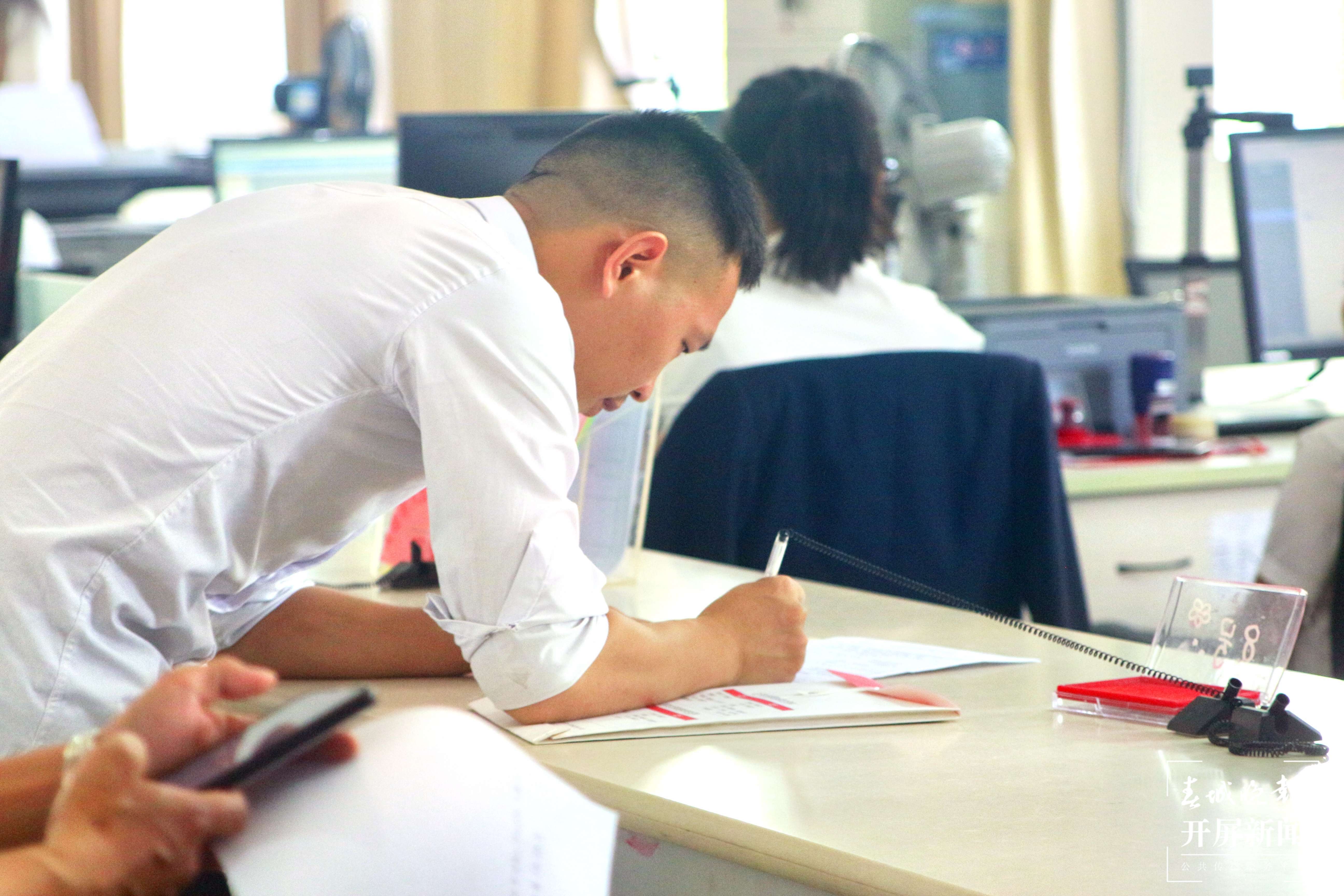 团结兴边看文山｜登记“零跑路” 抵押更便捷