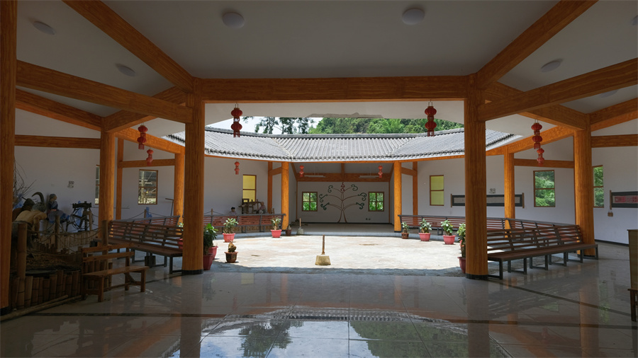 团结兴边看文山｜苗族传统纺麻带来发展“新”动能