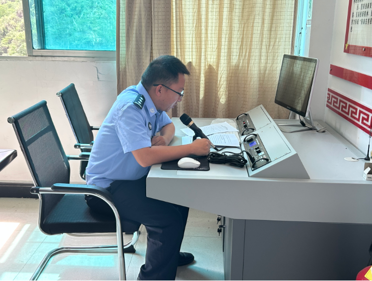 国家应急广播：空中最强音 入耳又入心1.png