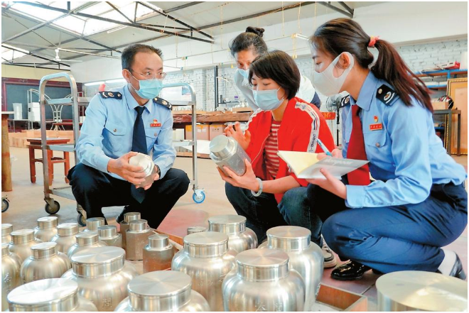 云南深入开展作风革命、效能革命，着力在工作作风上来一次大转变、在工作效能上来一次大提升——以强作风高效能跑出发展加速度