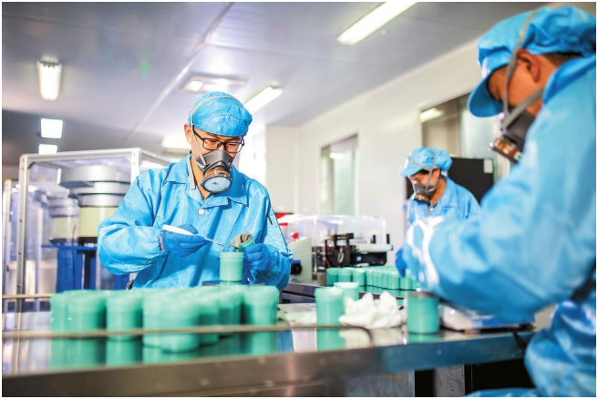 云南深入开展作风革命、效能革命，着力在工作作风上来一次大转变、在工作效能上来一次大提升——以强作风高效能跑出发展加速度