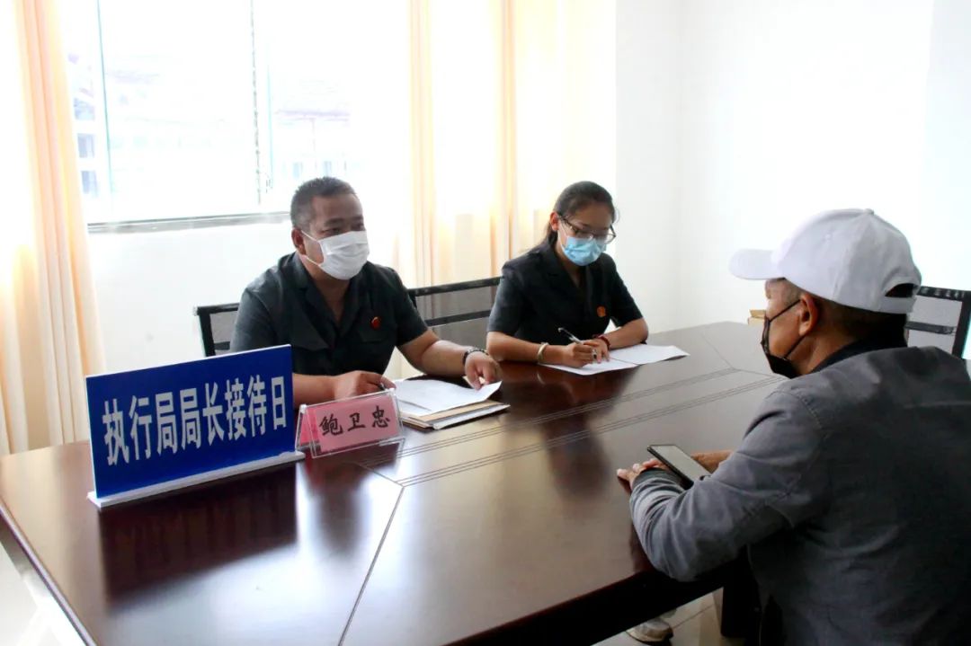 省委主题教育领导小组发出《通知》要求 深入学习鲍卫忠同志先进事迹2.jpg