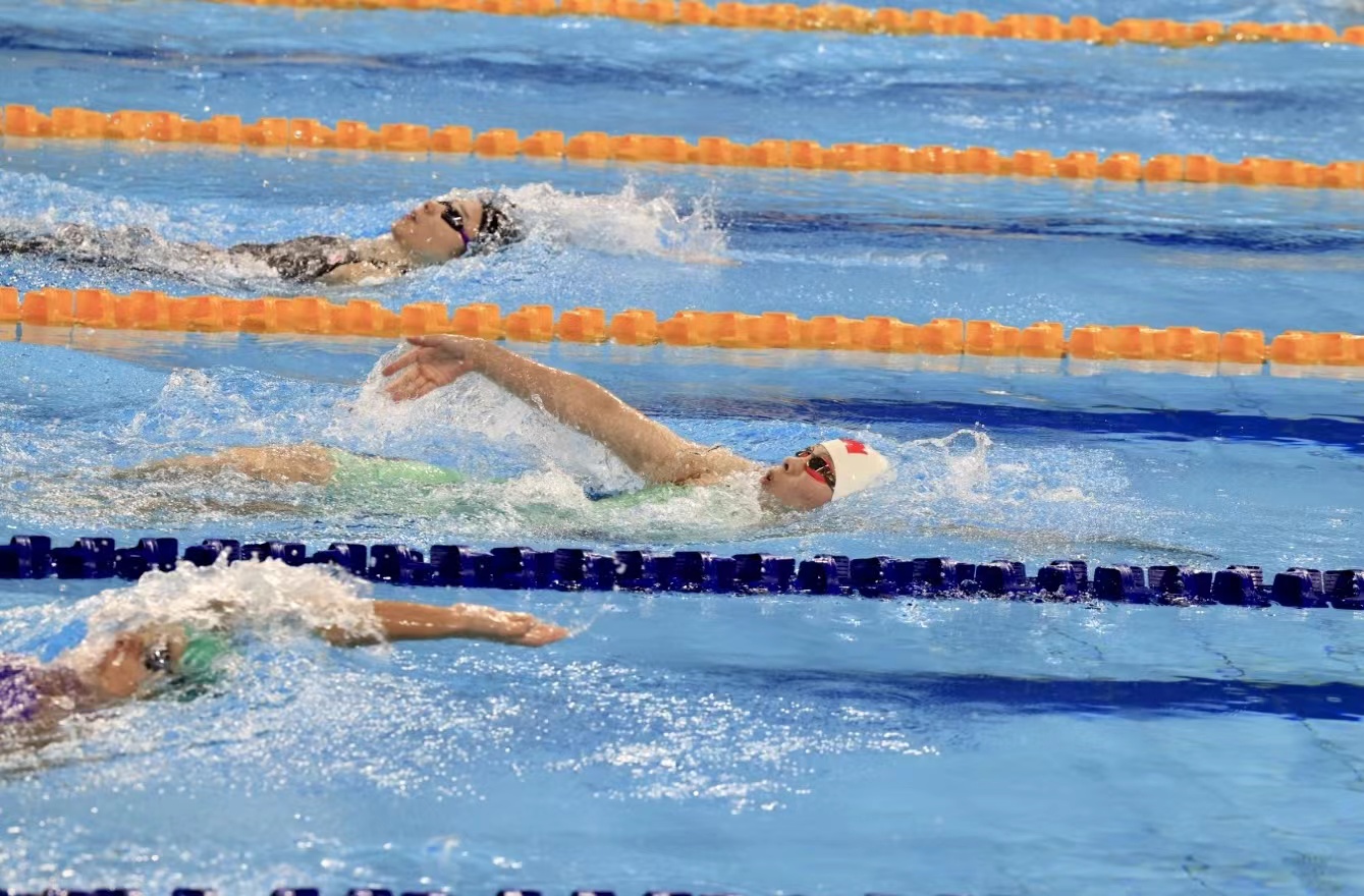 云南选手朱蕾桔晋级女子400米混合泳决赛（开屏新闻记者 晋娜 丁星亦 周明佳 摄）