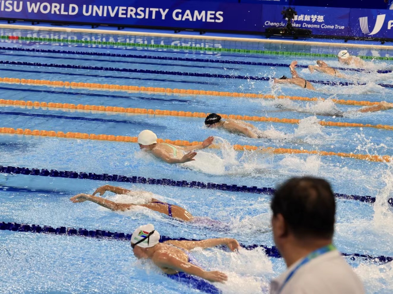 云南选手朱蕾桔晋级女子400米混合泳决赛（开屏新闻记者 晋娜 丁星亦 周明佳 摄）