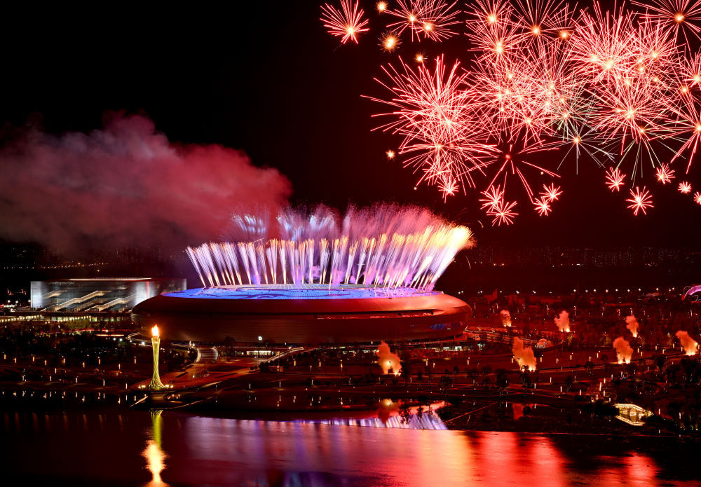 北京-深圳-成都，大运足迹印证中国步伐