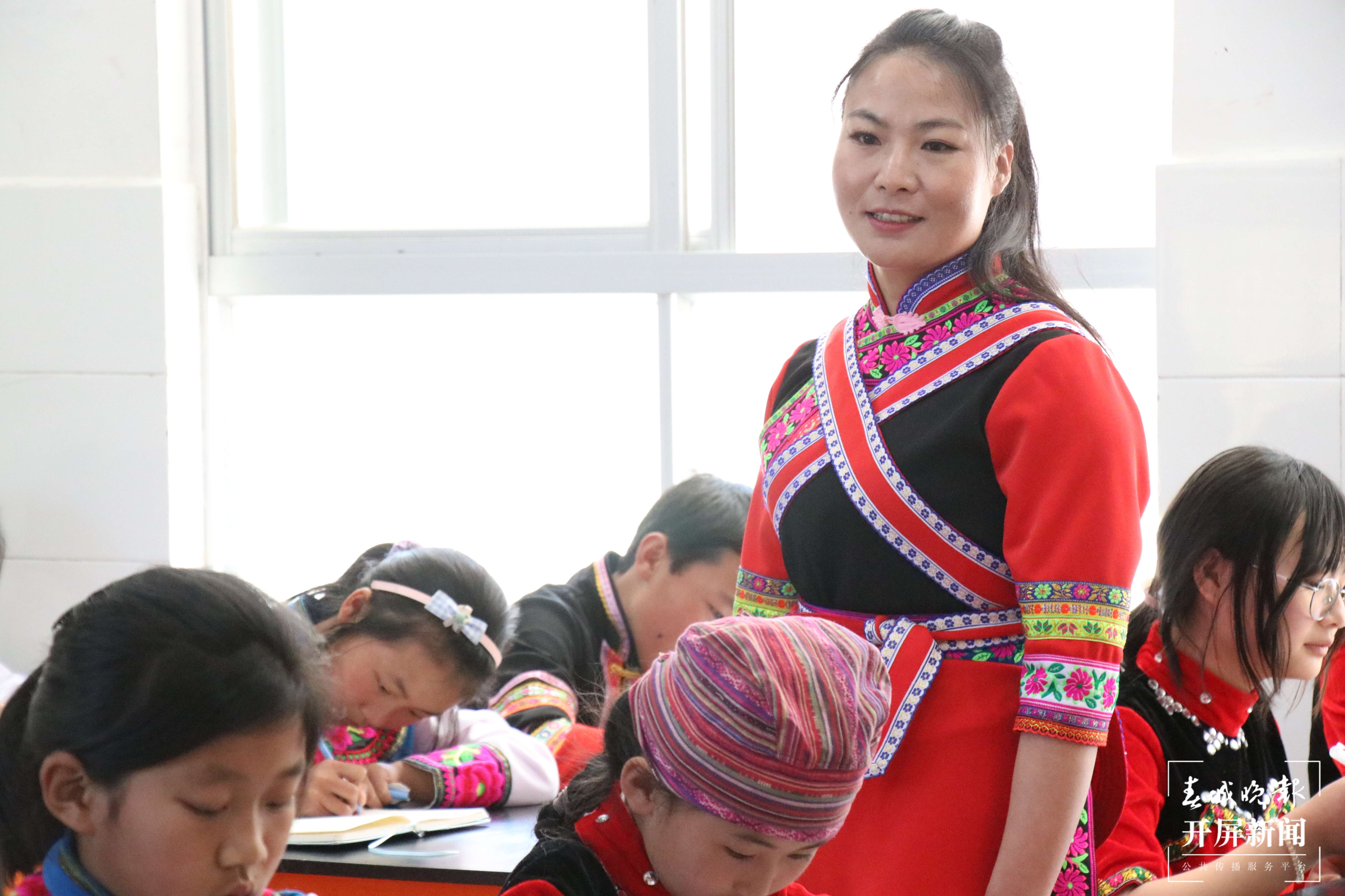 全国三八红旗手谢红芬（受访者供图）