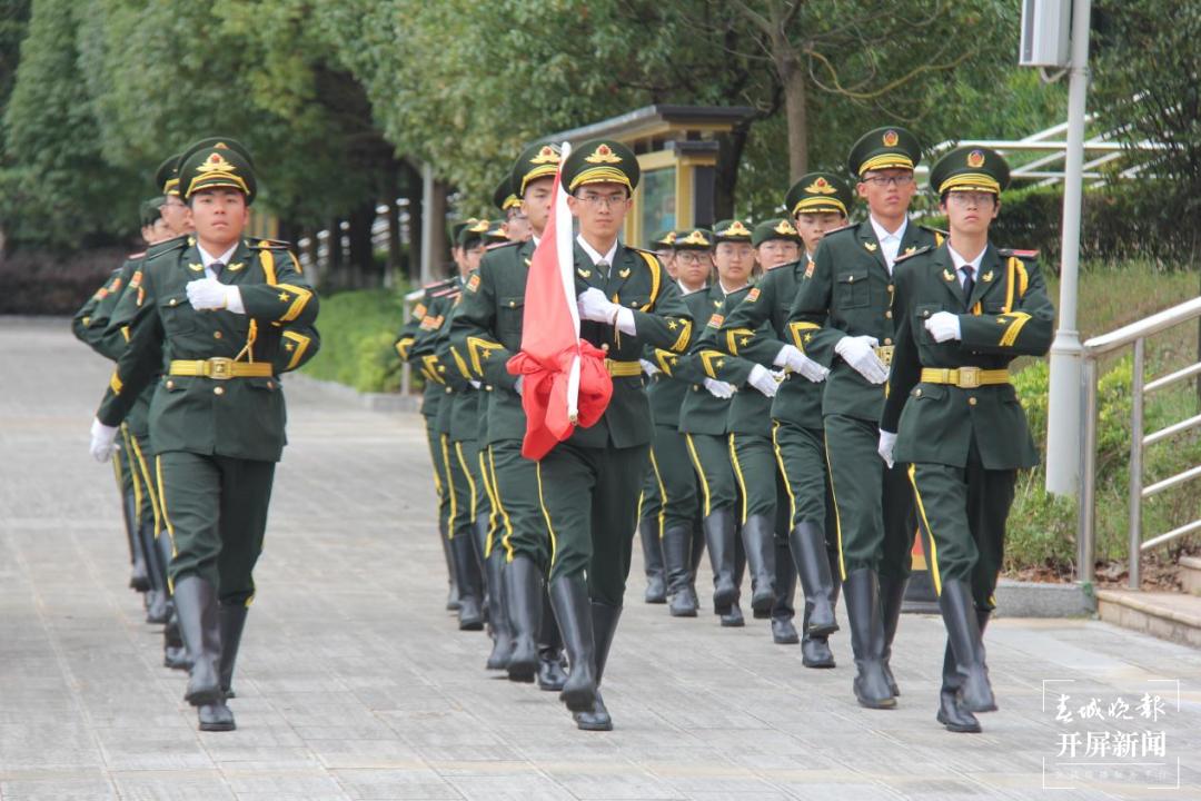 昆一中晋宁学校举行9·18主题升旗仪式