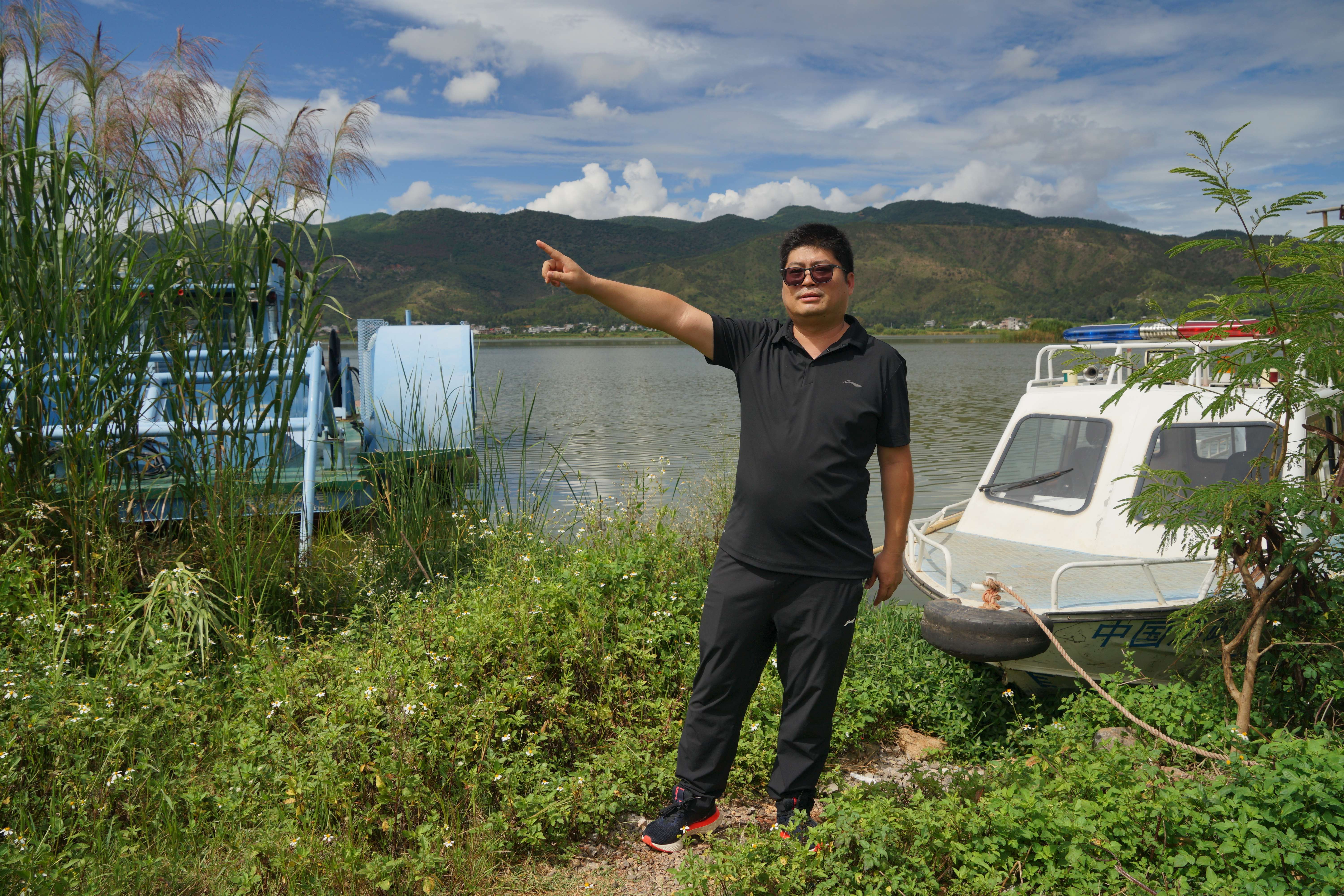 古韵新城 水墨石屏 | 创造“党建+段长”措施 守护母亲湖的美丽