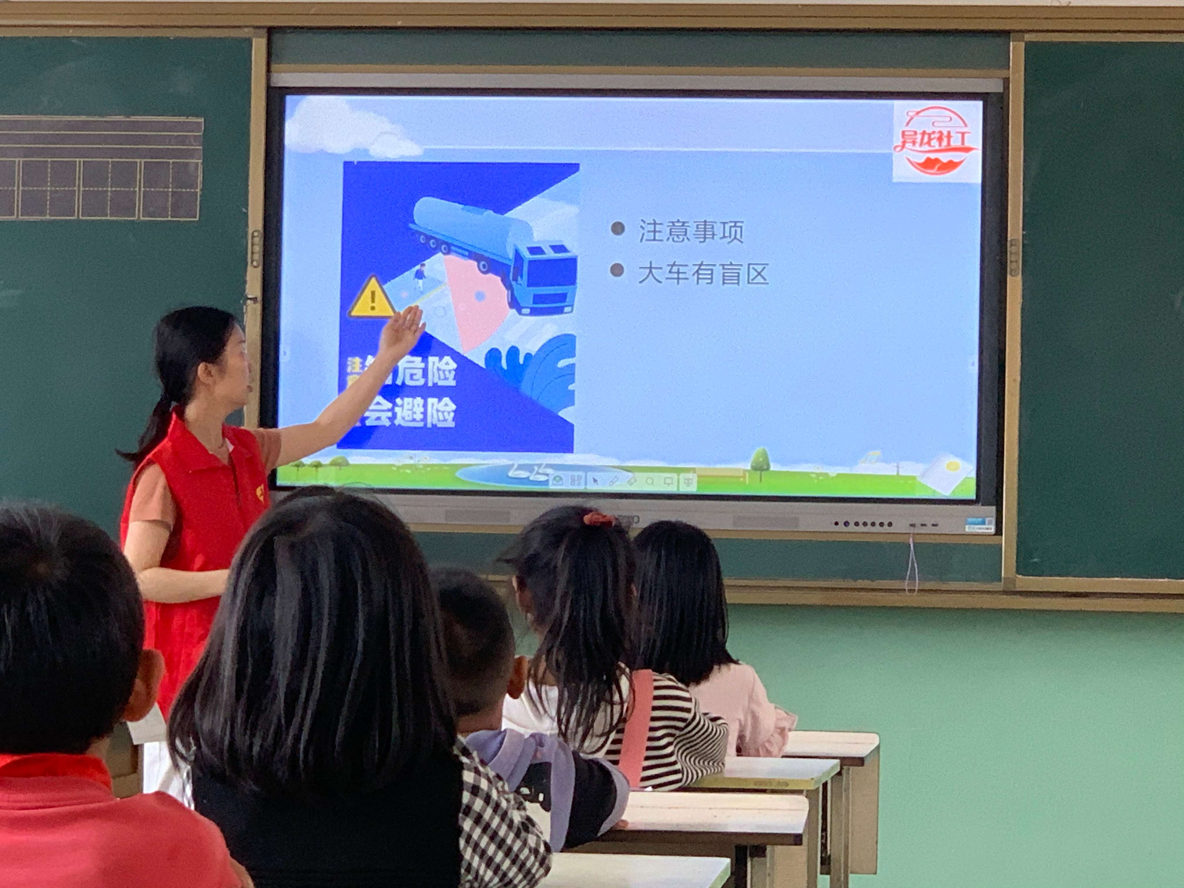 古韵新城 水墨石屏｜石屏：织密民生“保障网” 撑起群众“幸福伞”