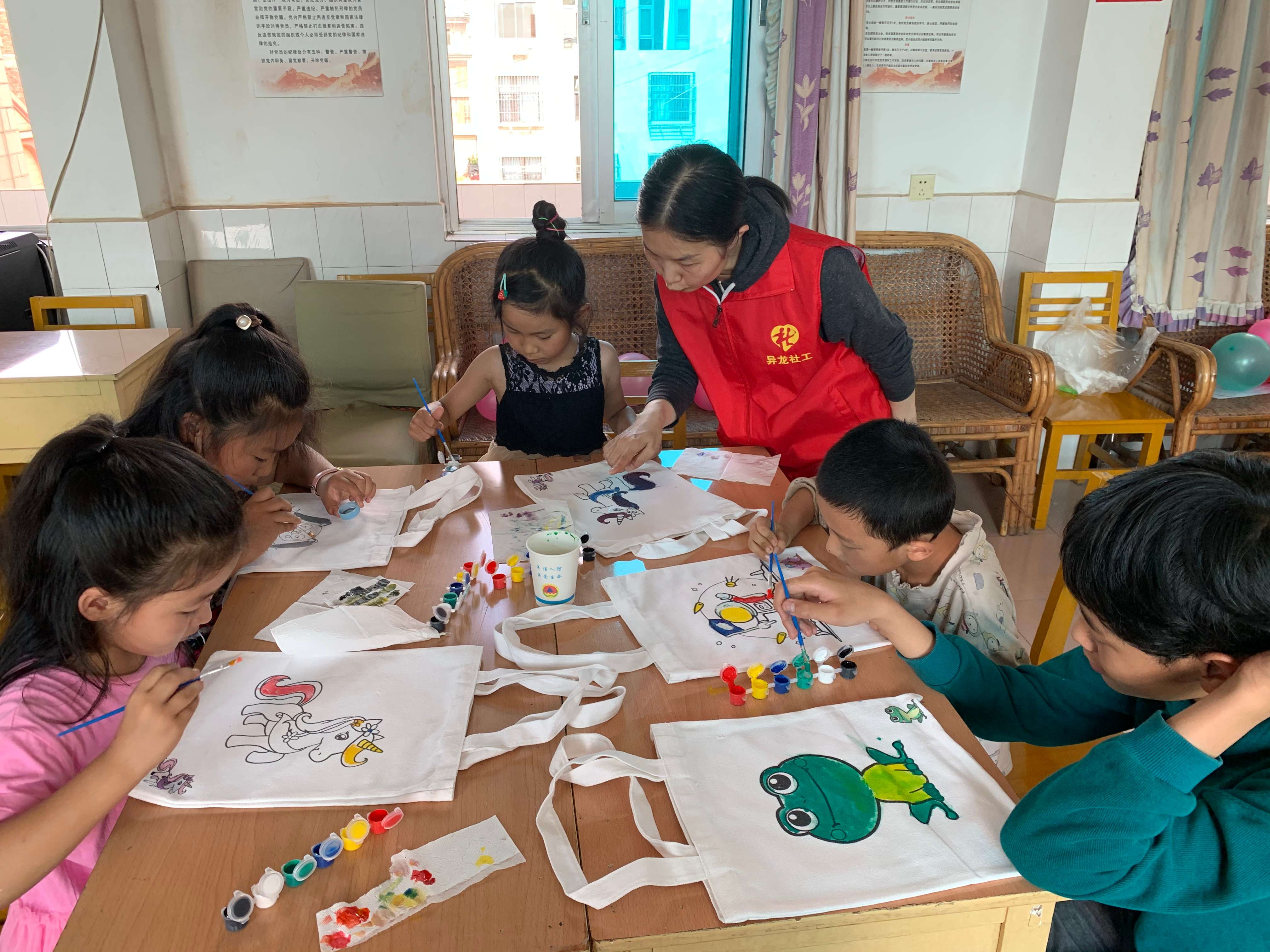 古韵新城 水墨石屏｜石屏：织密民生“保障网” 撑起群众“幸福伞”