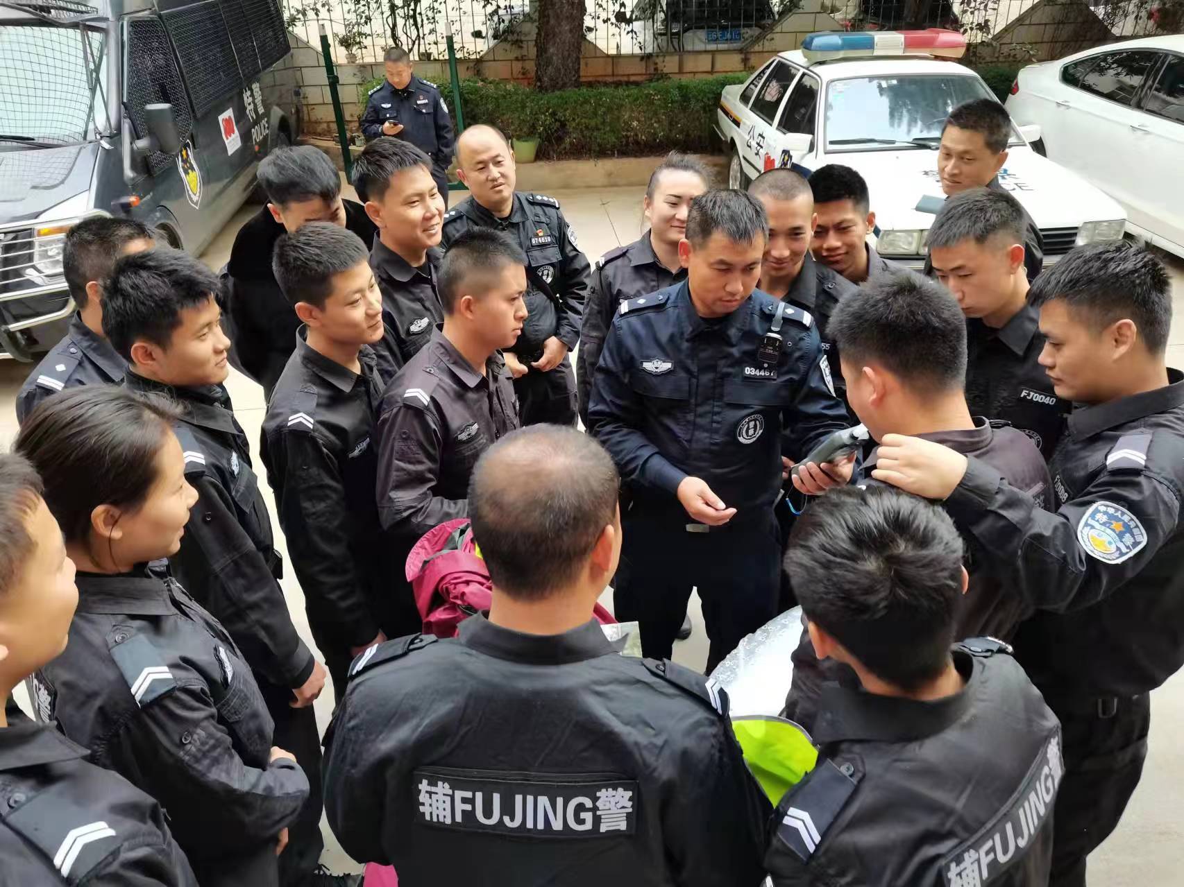 古韵新城 水墨石屏 | “不留一手，不找借口”——记省级教务实战警官高亮