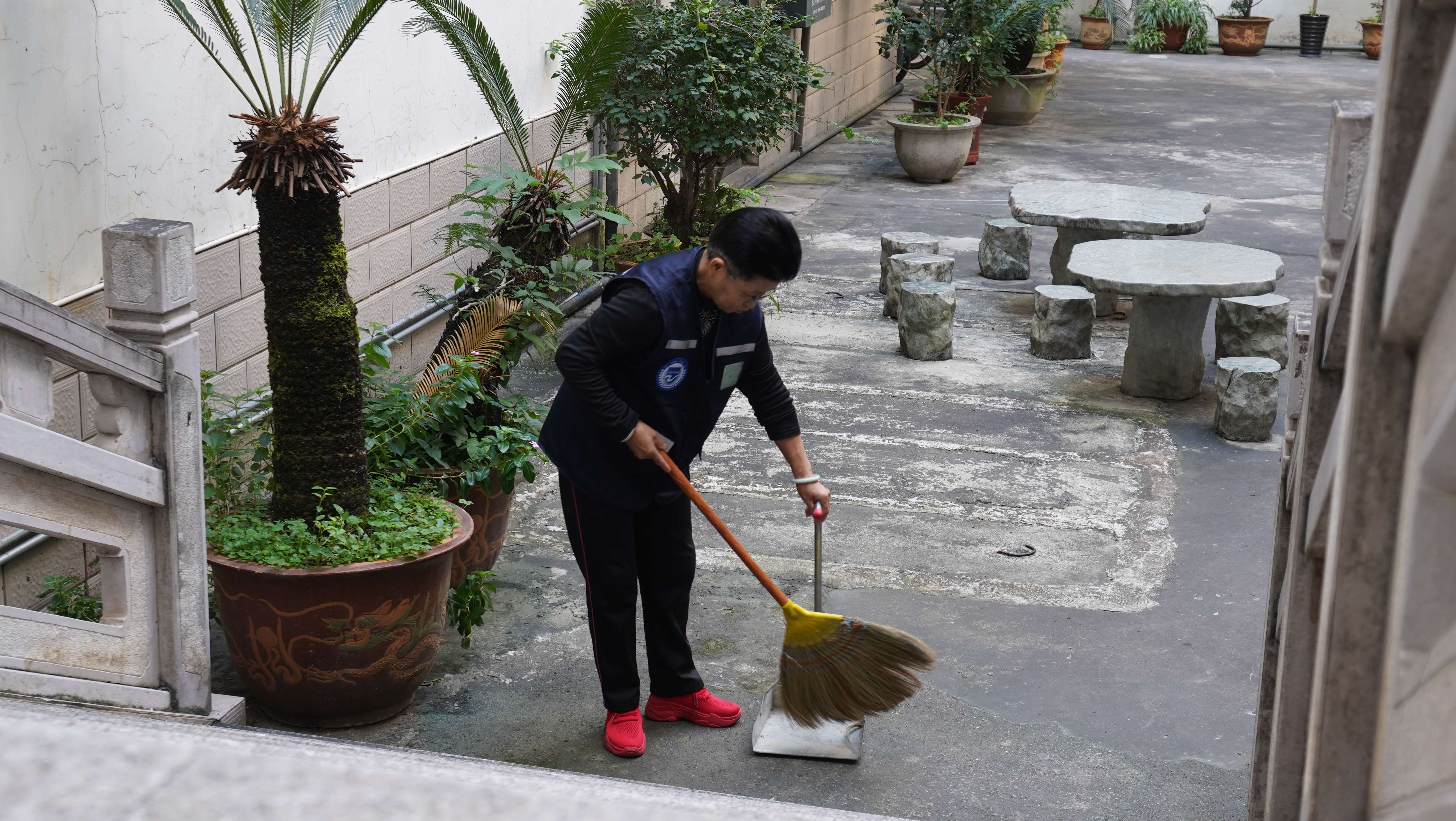 网格治疆看怒江｜社区网格化治理，小区“管家婆”功不可没