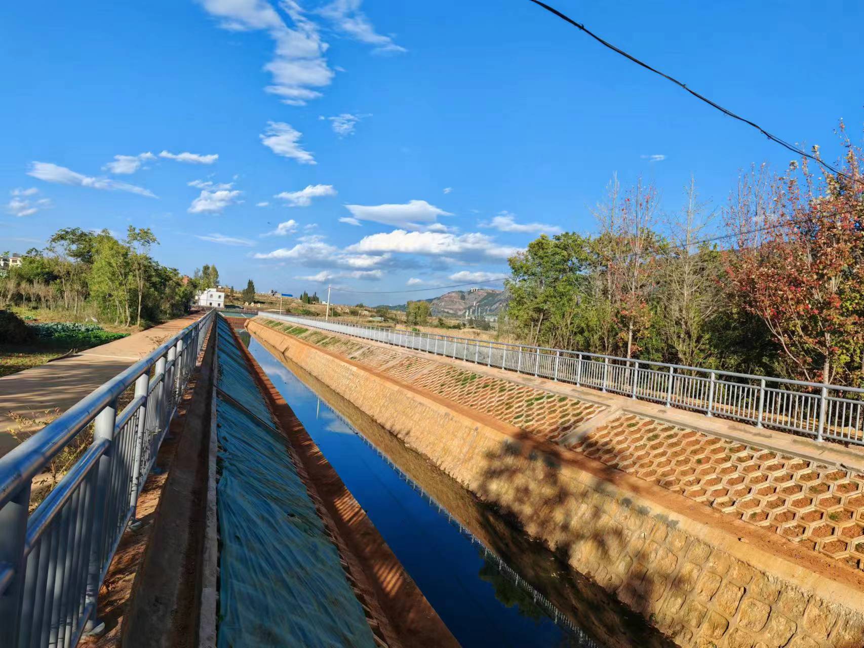 奋进新征程 推动新跨越｜宣威把臭水沟变成观光河