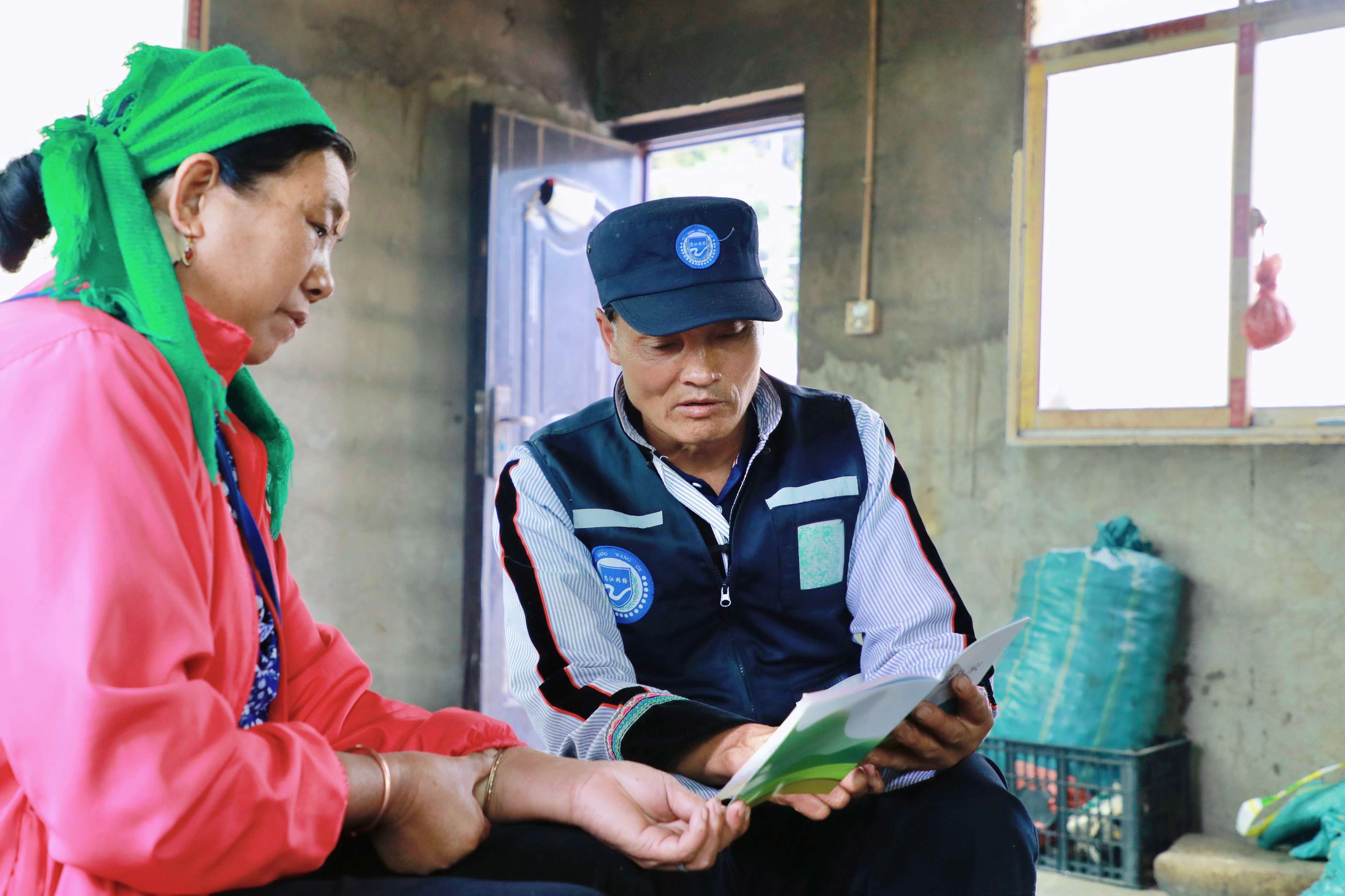 网格治疆看怒江｜网格员迪路夺：美丽村庄的建设者守护者