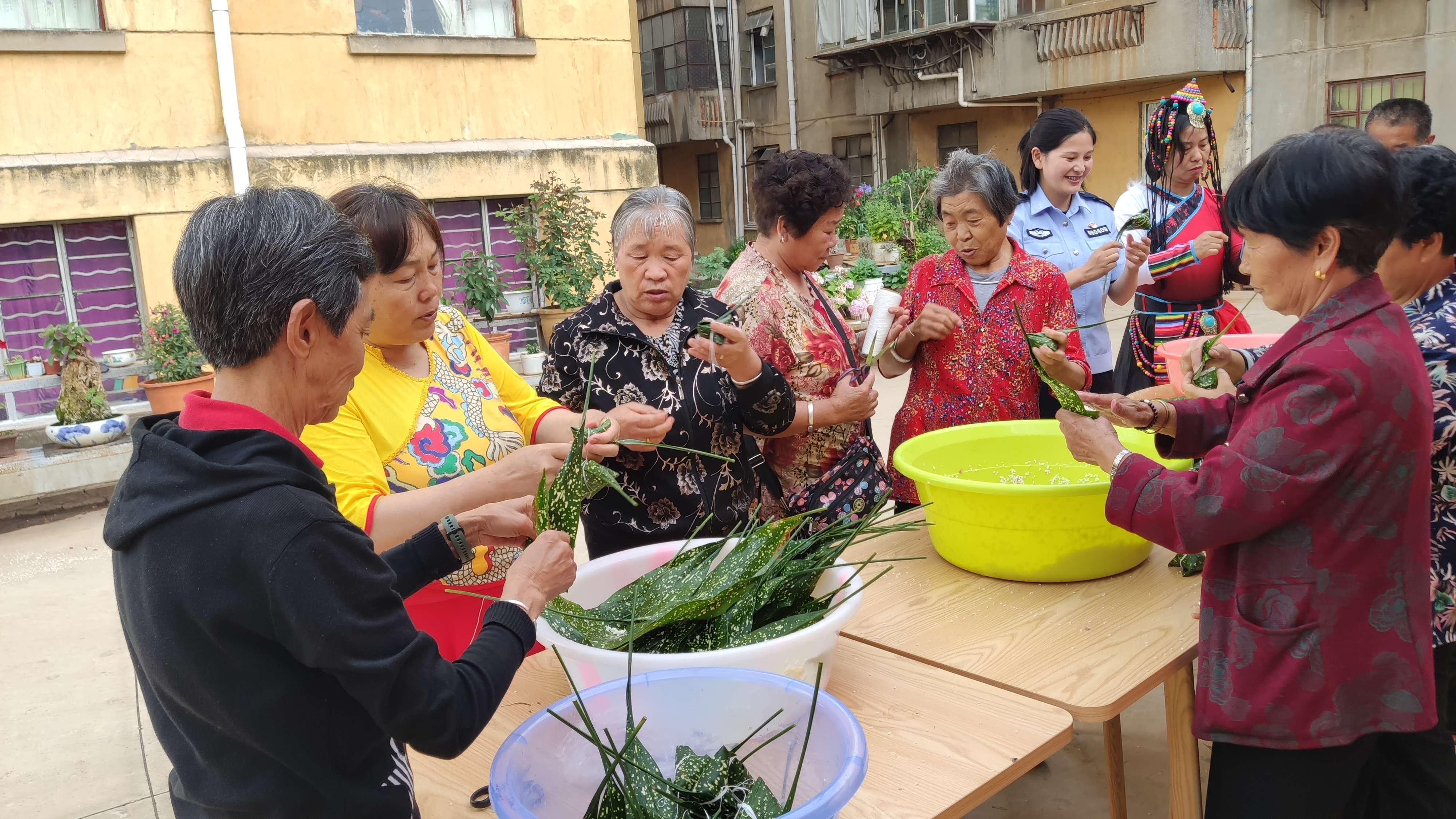 奋进新征程 推动新跨越｜麒麟区：小区治理“4个1”让城市更温暖