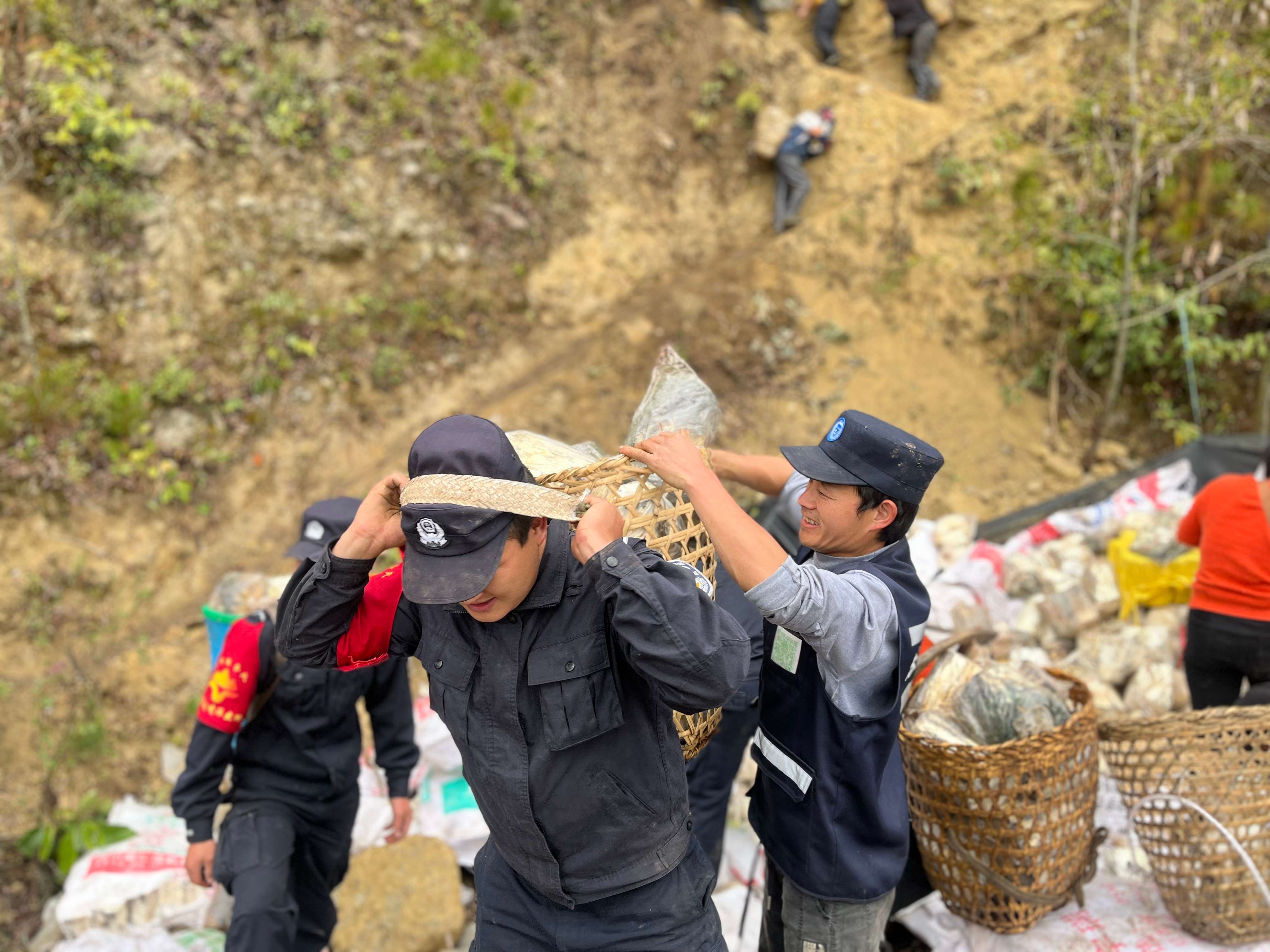 网格疆看怒江 | 网格员木爱生：“网”事无小事 为民办实事