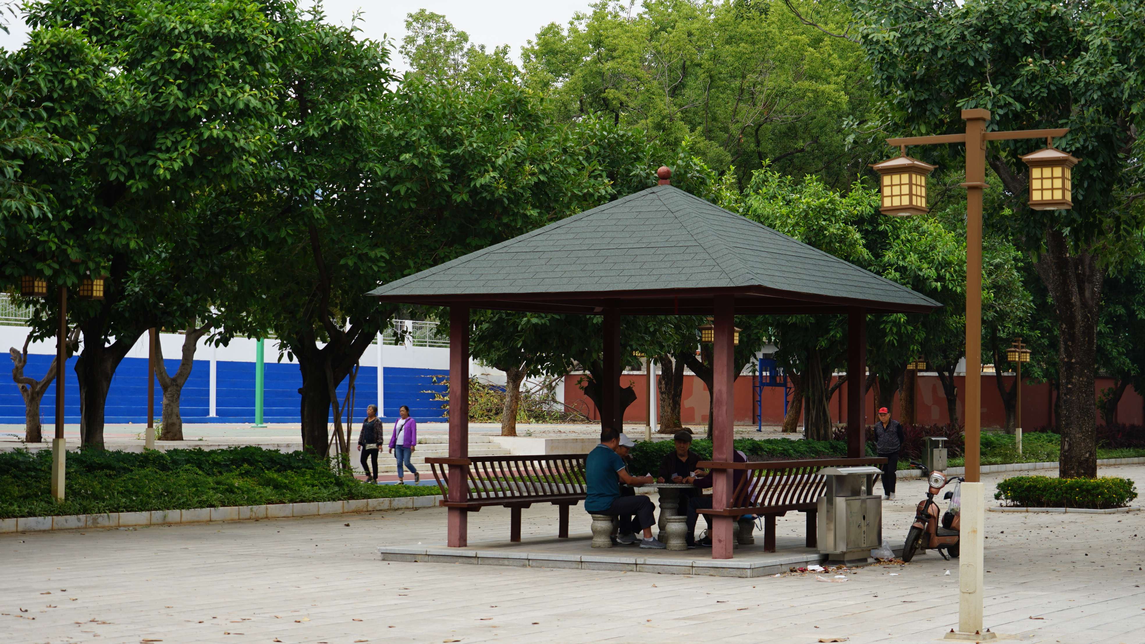 来去有念 何以开远 | “面子新”“里子实” 老旧小区有了新模样