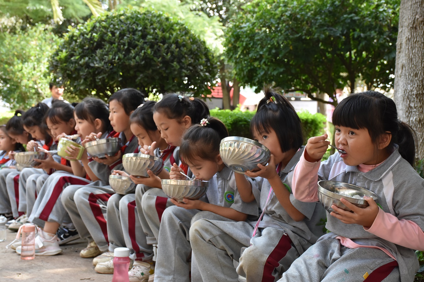 来去有念 何以开远丨审出“顽疾”保健康 祛出“共病”助成长