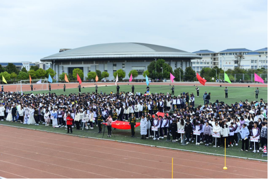 昆一中晋宁学校举行2023冬季田径运动会