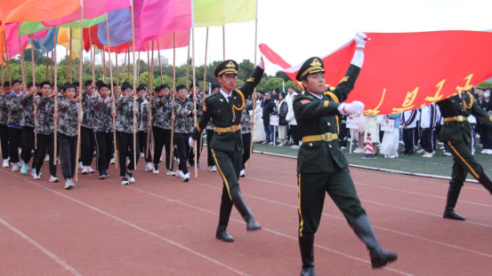 昆一中晋宁学校举行2023冬季田径运动会