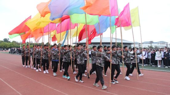 昆一中晋宁学校举行2023冬季田径运动会