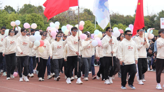 昆一中晋宁学校举行2023冬季田径运动会