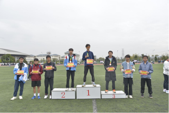 昆一中晋宁学校举行2023冬季田径运动会