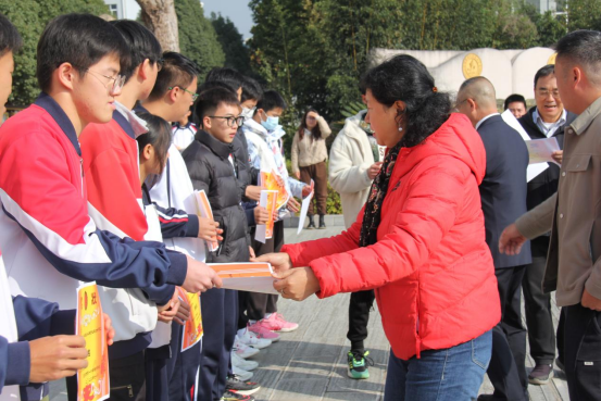 昆一中晋宁学校举行2023冬季田径运动会