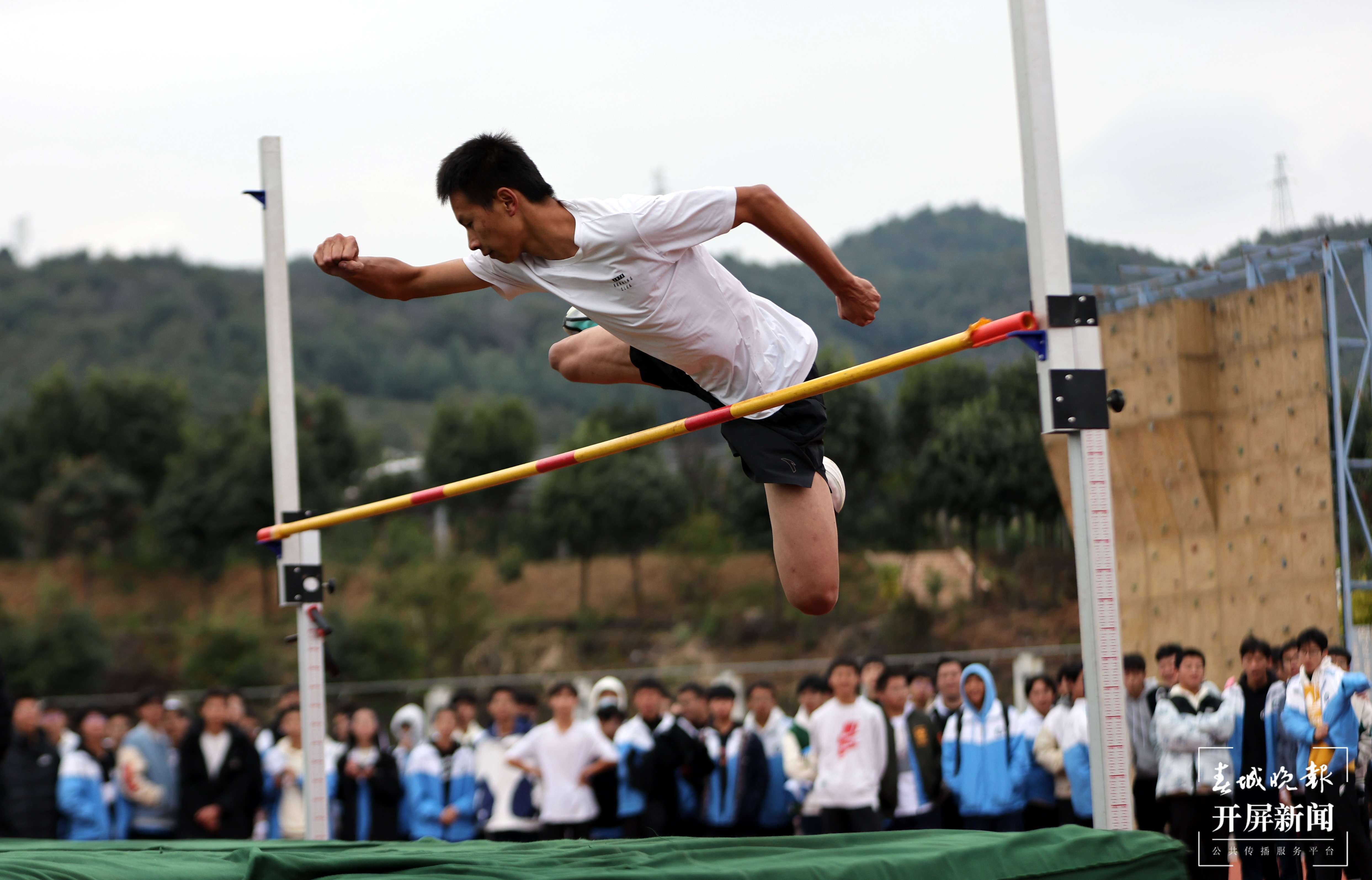 昆一中晋宁学校举行2023冬季田径运动会