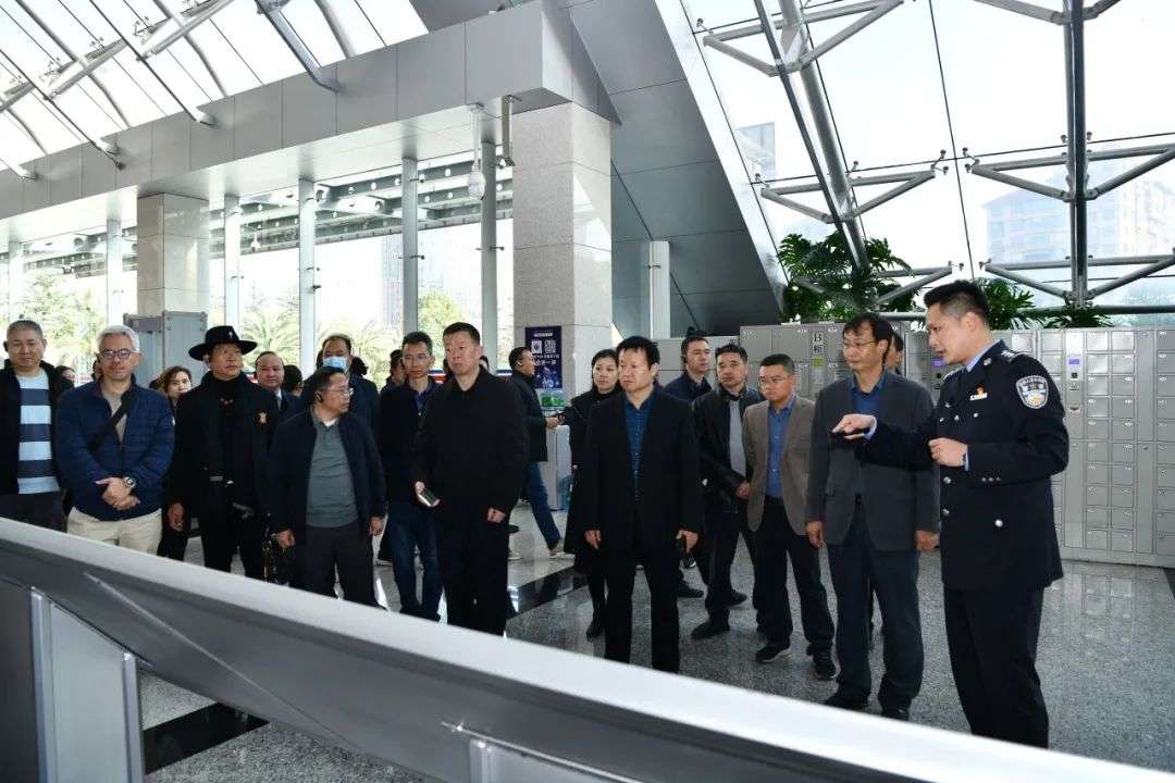 云南高院开展宪法宣传系列主题活动