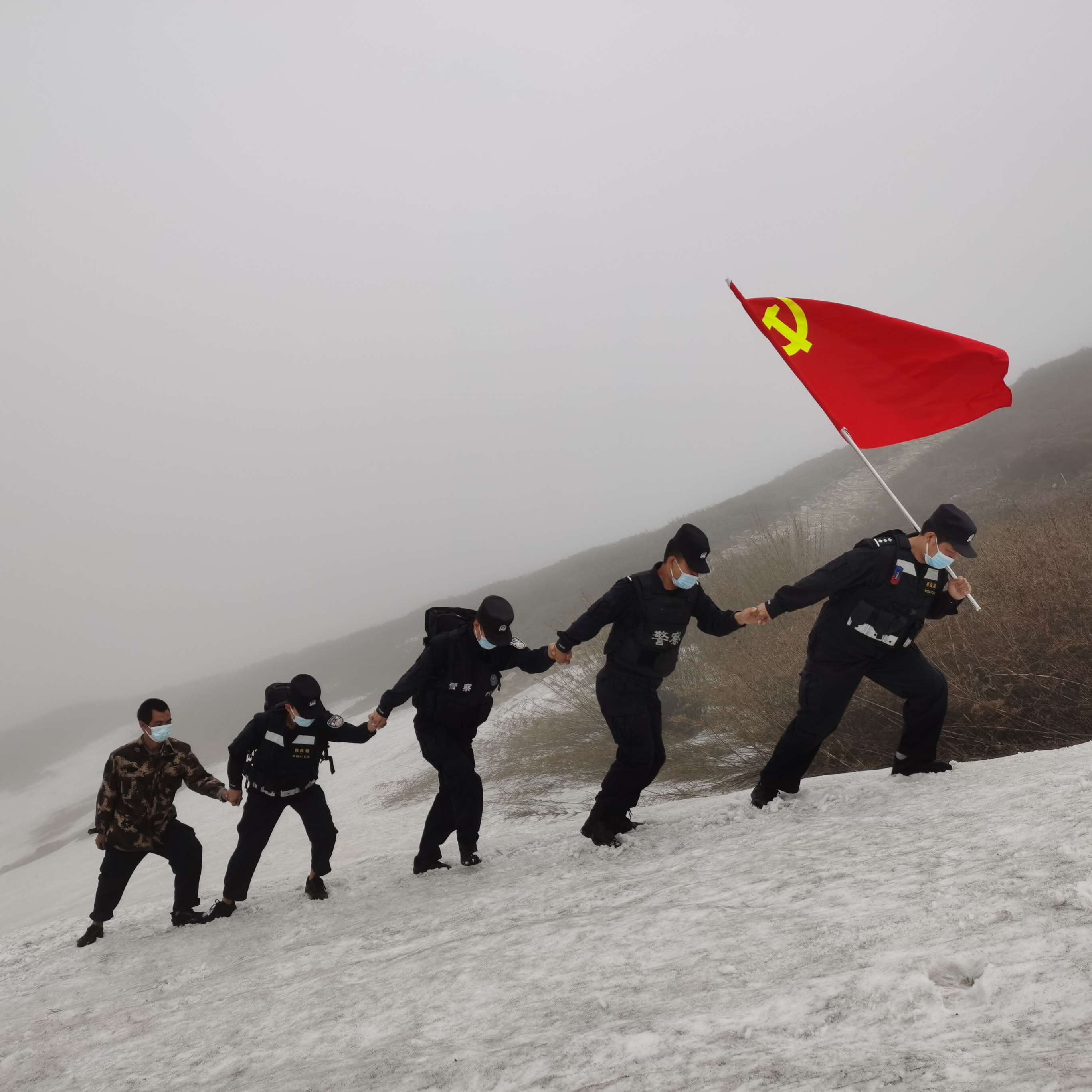 网格治疆看怒江|跨越4000多公里 一起边守边爱